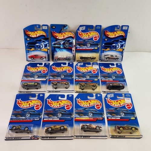 Lotto macchinine giocattolo - 12,